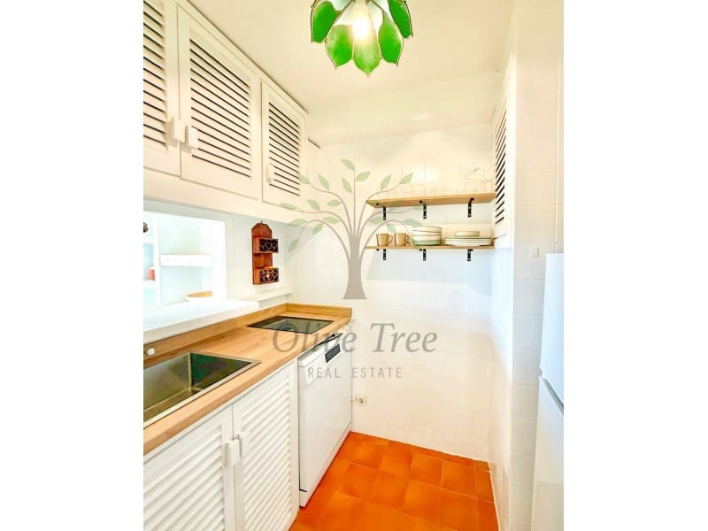 2 soverom Leilighet til leie i Cala Tarida - € 3 000 (Ref: 9674097)