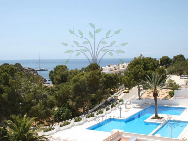 2 soverom Leilighet til leie i Cala Tarida - € 3 000 (Ref: 9674097)