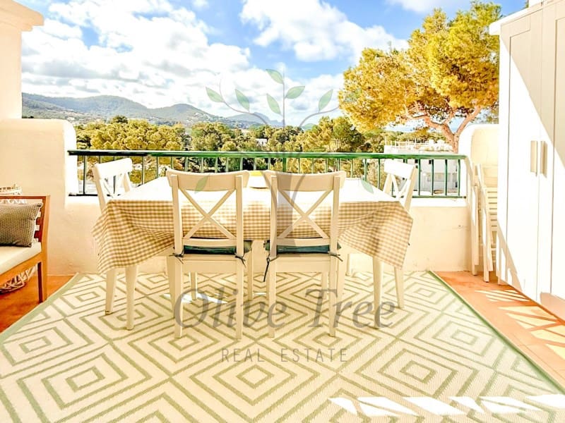 2 soverom Leilighet til leie i Cala Tarida - € 3 000 (Ref: 9674097)