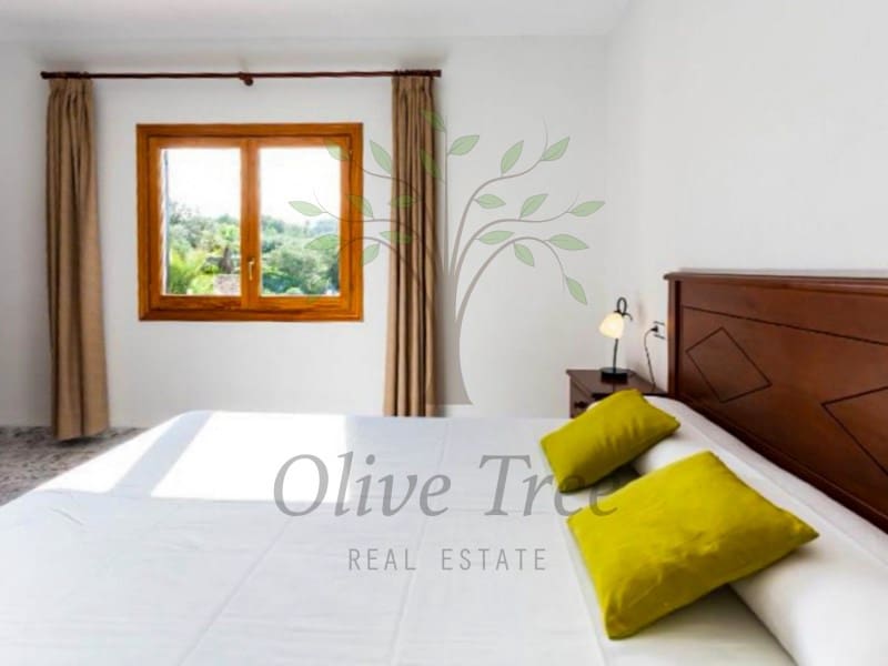 4 soverom Kjedet enebolig til leie i Sant Antoni de Portmany - € 4 800 (Ref: 9719821)