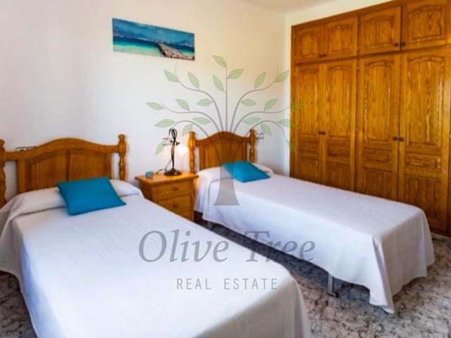 4 soverom Kjedet enebolig til leie i Sant Antoni de Portmany - € 4 800 (Ref: 9719821)