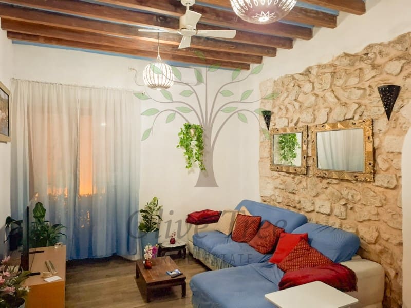 2 bedroom Apartment for rent in Ibiza / Eivissa town - € 2,500 (Ref: 9738474)
