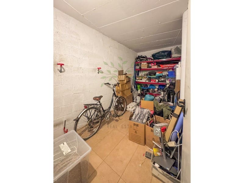 Garasje til leie i Sant Agusti des Vedra - € 400 (Ref: 9738475)