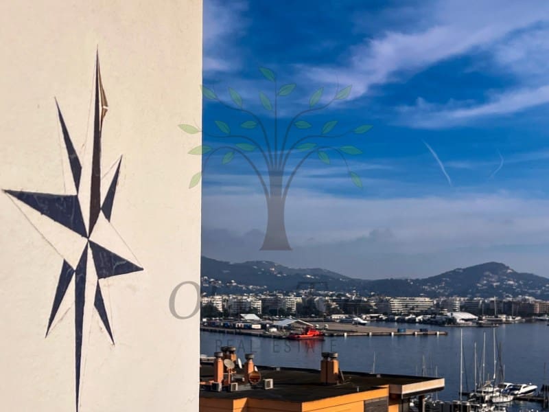 Apartamento de 5 habitaciones en Ibiza / Eivissa ciudad en venta - 1.630.000 € (Ref: 9833787)