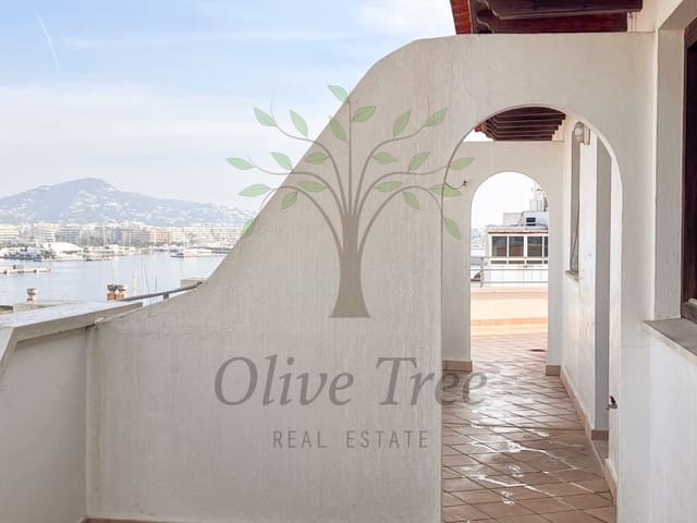 Apartamento de 5 habitaciones en Ibiza / Eivissa ciudad en venta - 1.630.000 € (Ref: 9833787)
