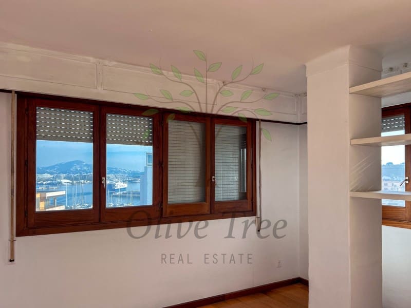 Apartamento de 5 habitaciones en Ibiza / Eivissa ciudad en venta - 1.630.000 € (Ref: 9833787)