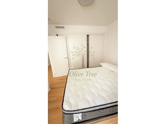 Appartement de 1 chambre à louer à Ibiza ville avec piscine garage - 2 300 € (Ref: 9833788)