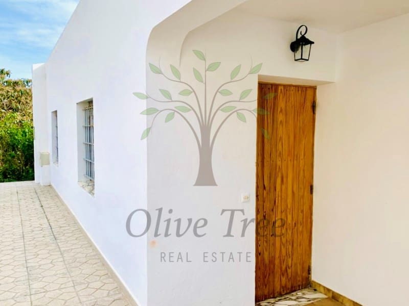 3 bedroom Townhouse for rent in San Jose / Sant Josep de Sa Talaia - € 3,800 (Ref: 9855355)