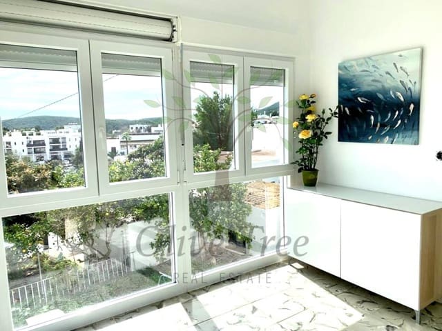 3 soveværelse Byhus til leje i San Jose / Sant Josep de Sa Talaia - € 3.800 (Ref: 9855355)