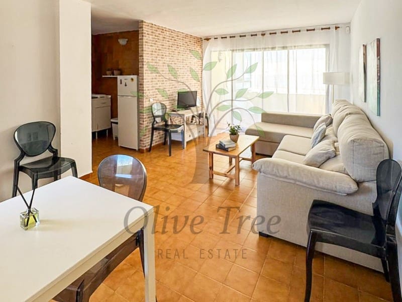 1 bedroom Apartment for rent in Playa d'en Bossa - € 2,200 (Ref: 9876004)