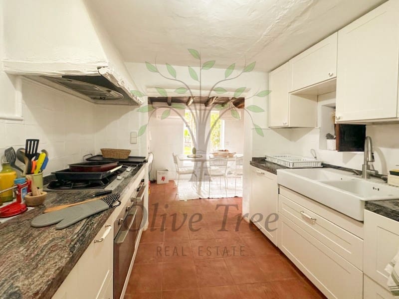 4 bedroom Finca/Country House for rent in Port des Torrent with pool garage - € 12,000 (Ref: 9899401)