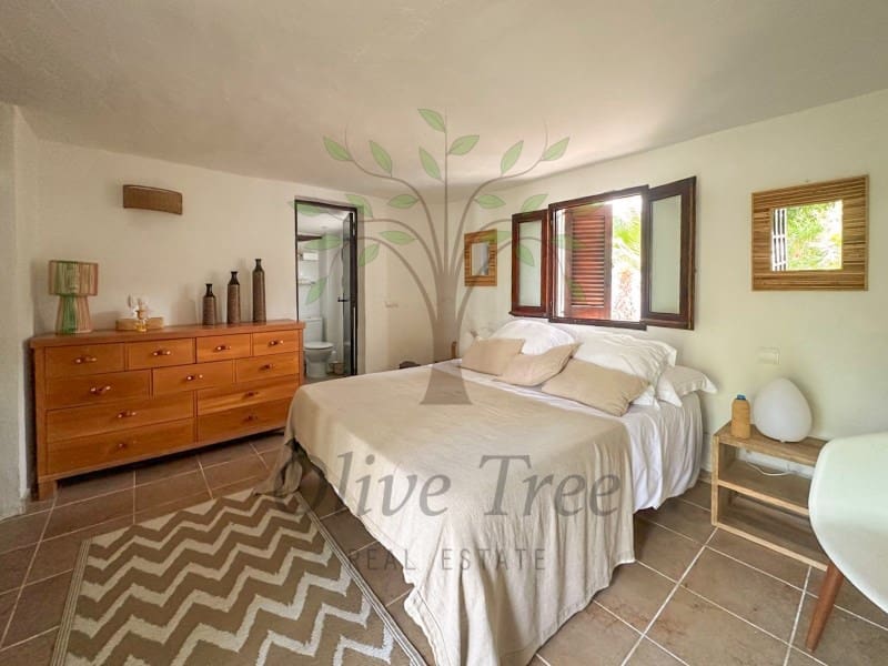 4 bedroom Finca/Country House for rent in Port des Torrent with pool garage - € 12,000 (Ref: 9899401)