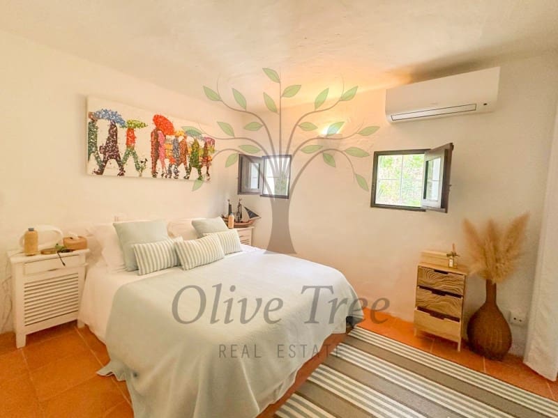 4 bedroom Finca/Country House for rent in Port des Torrent with pool garage - € 12,000 (Ref: 9899401)