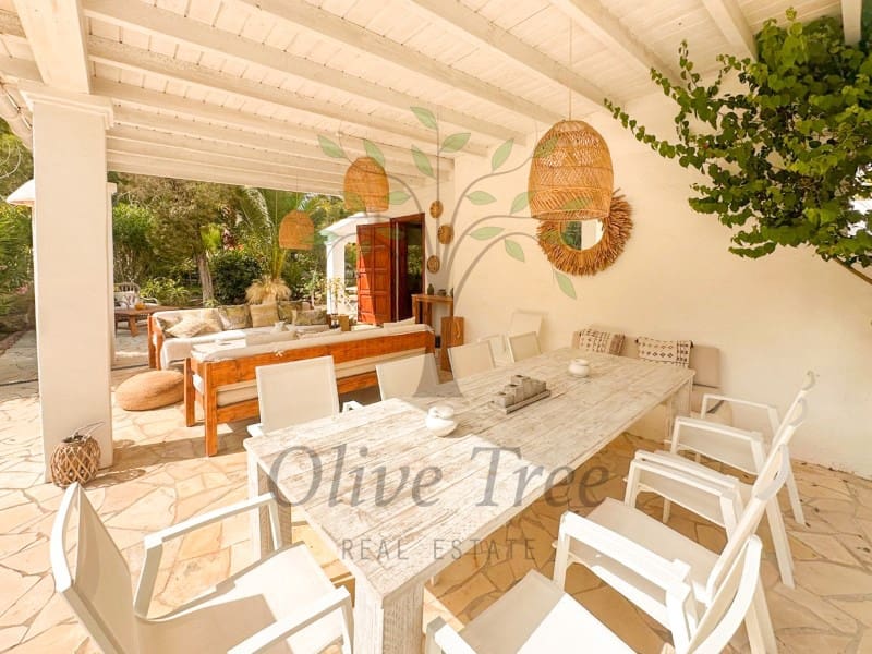 4 bedroom Finca/Country House for rent in Port des Torrent with pool garage - € 12,000 (Ref: 9899401)