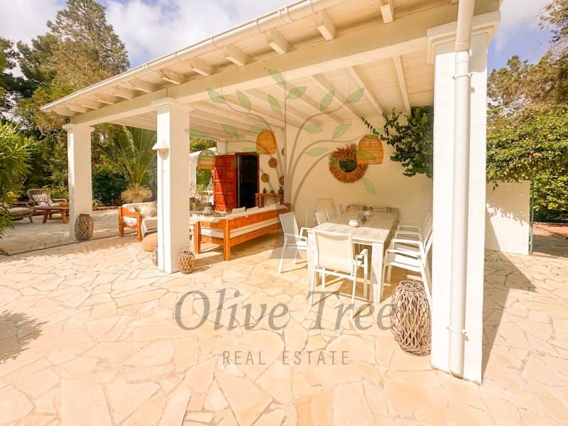 4 bedroom Finca/Country House for rent in Port des Torrent with pool garage - € 12,000 (Ref: 9899401)
