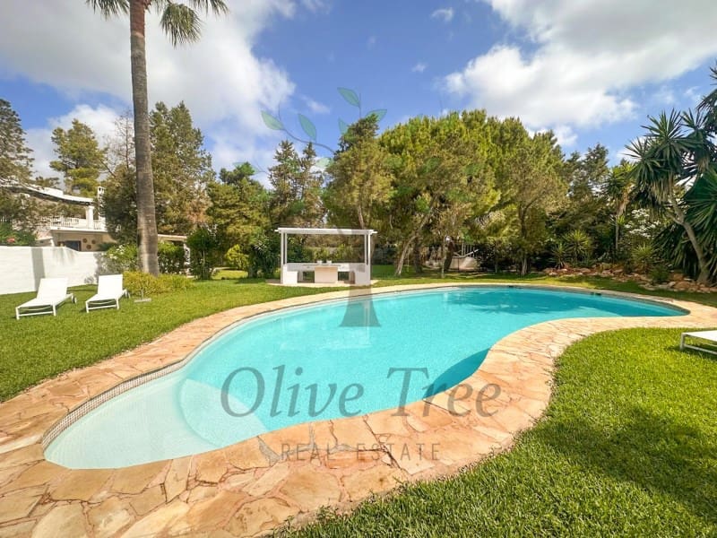 4 bedroom Finca/Country House for rent in Port des Torrent with pool garage - € 12,000 (Ref: 9899401)
