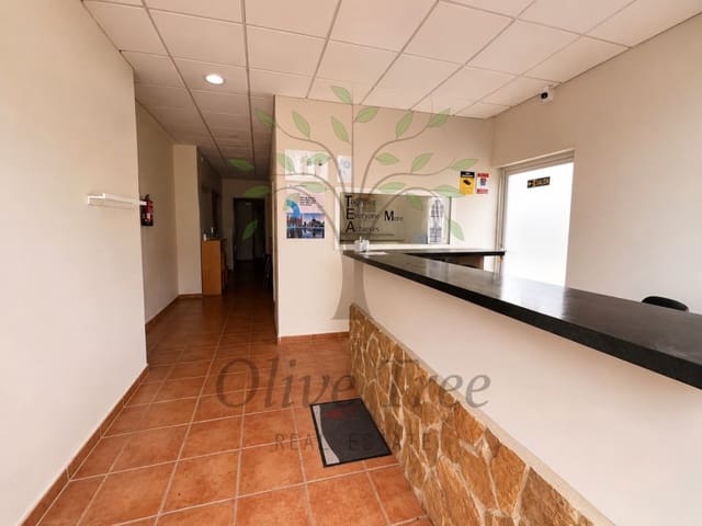 Empresa para arrendar em Sant Antoni de Portmany - 1 800 € (Ref: 9907001)