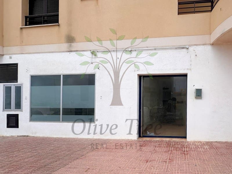 Empresa para arrendar em Sant Antoni de Portmany - 1 800 € (Ref: 9907001)