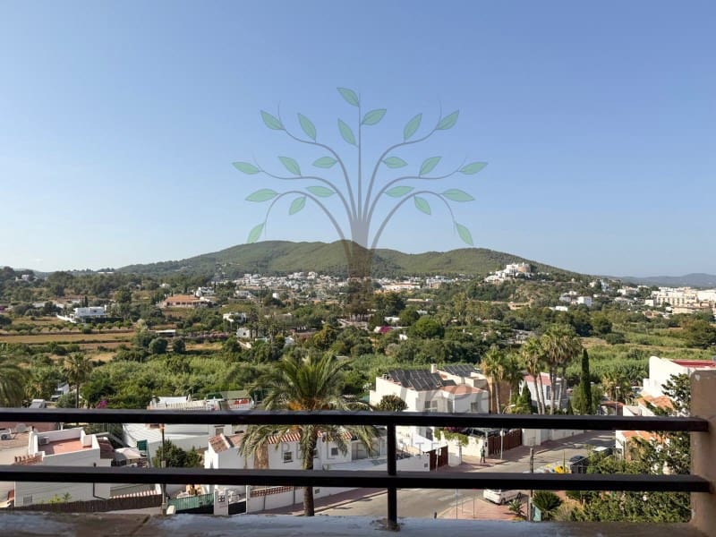 3 bedroom Apartment for sale in La Siesta - € 470,000 (Ref: 9933917)