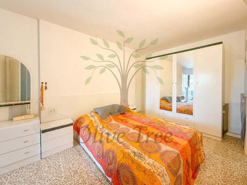 3 bedroom Apartment for sale in La Siesta - € 470,000 (Ref: 9933917)