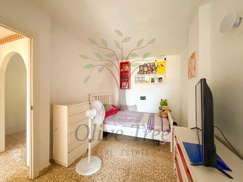 3 bedroom Apartment for sale in La Siesta - € 470,000 (Ref: 9933917)