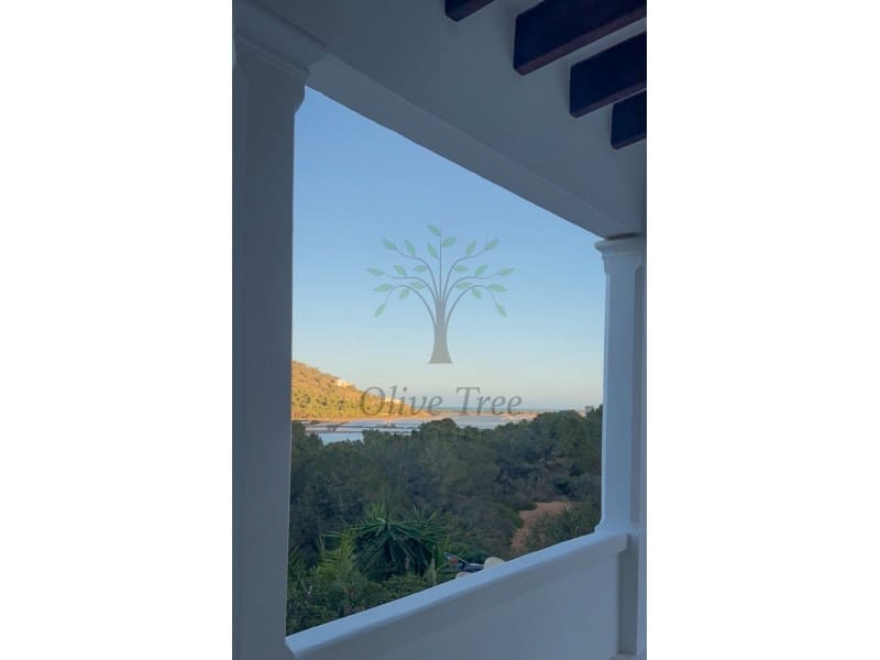 2 soverom Kjedet enebolig til leie i San Jose / Sant Josep de Sa Talaia med garasje - € 3 500 (Ref: 9952359)