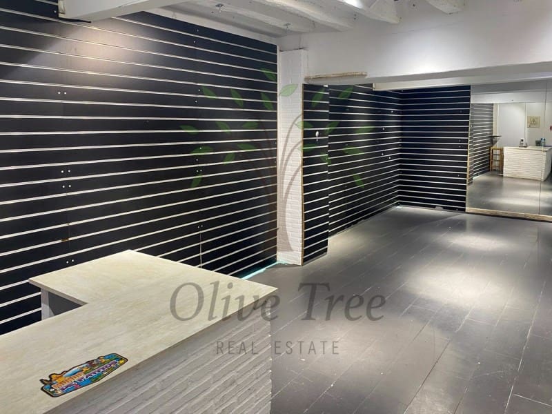 Empresa para arrendar em Ibiza / Eivissa cidade - 2 000 € (Ref: 9986593)