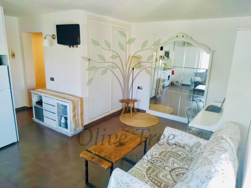 1 slaapkamer Studio te huur in Cala Vadella met zwembad garage - € 950 (Ref: 9986594)