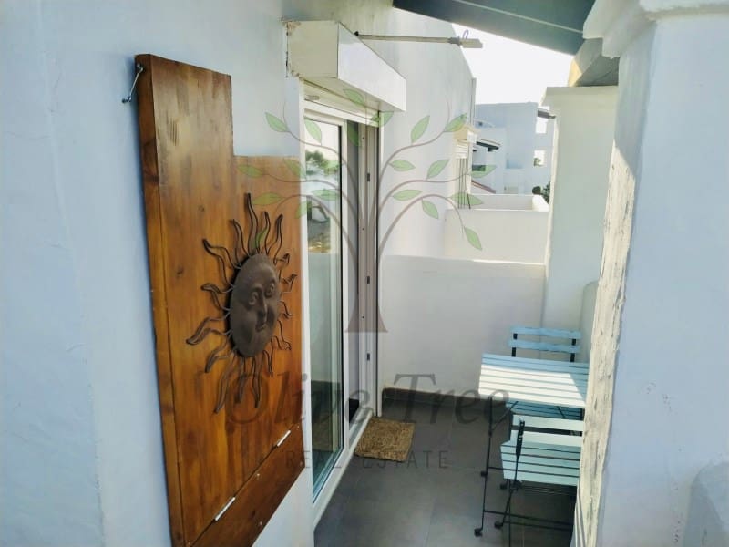 1 slaapkamer Studio te huur in Cala Vadella met zwembad garage - € 950 (Ref: 9986594)