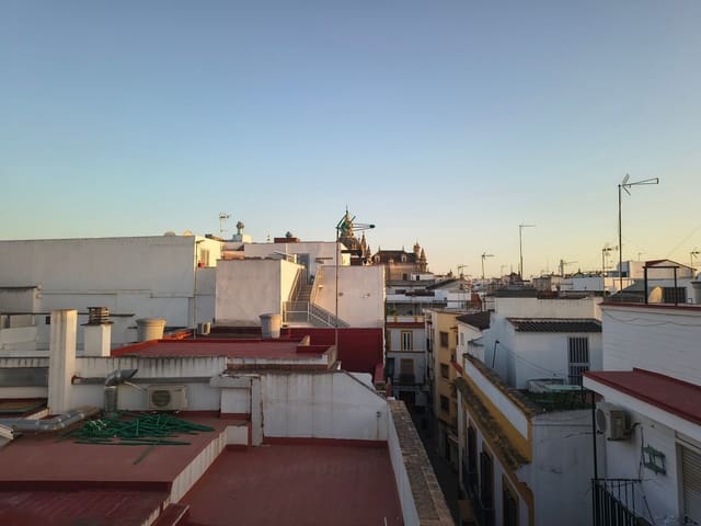 1 slaapkamer Appartement te huur in Alfalfa, Sevilla stad met garage - € 900 (Ref: 10078946)
