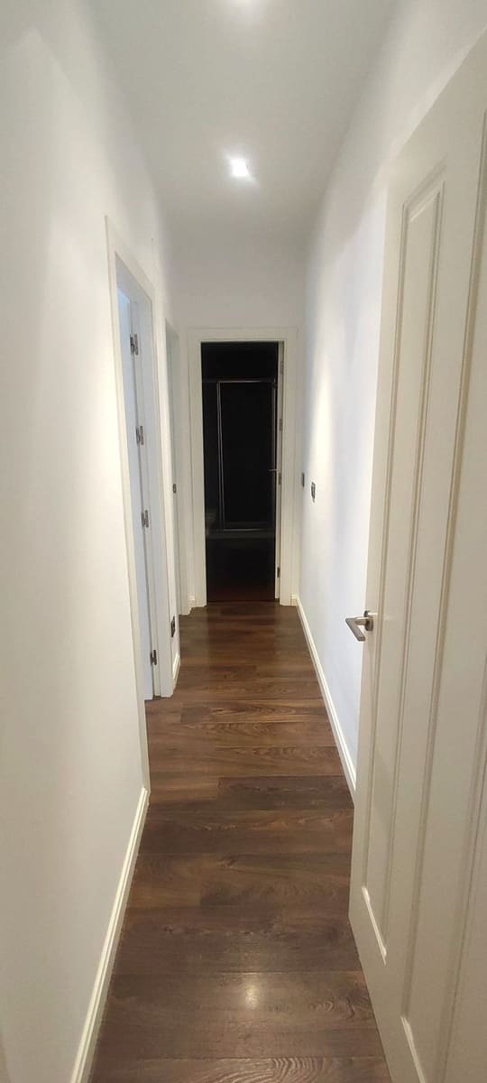 2 soverom Leilighet til salgs i Sevilla by med garasje - € 229 500 (Ref: 10078947)