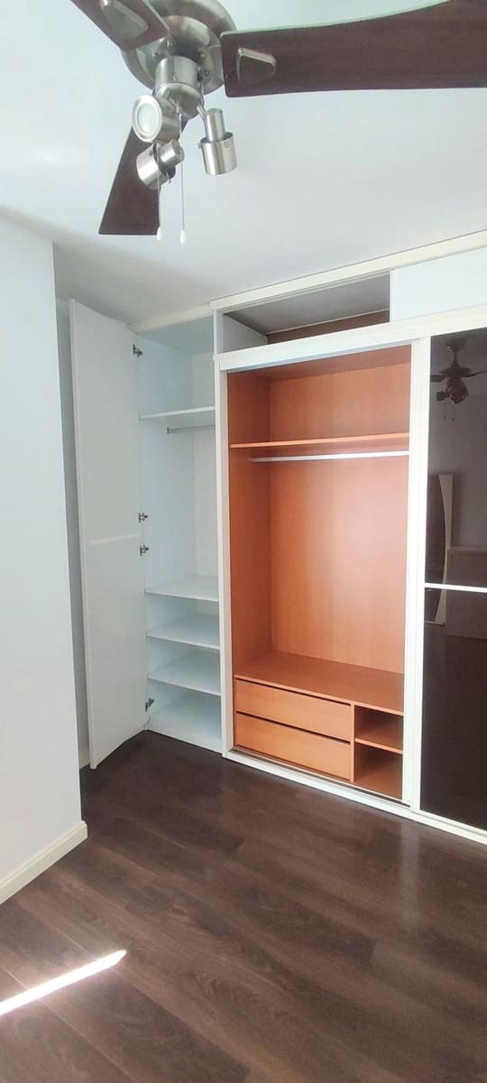 2 soverom Leilighet til salgs i Sevilla by med garasje - € 229 500 (Ref: 10078947)