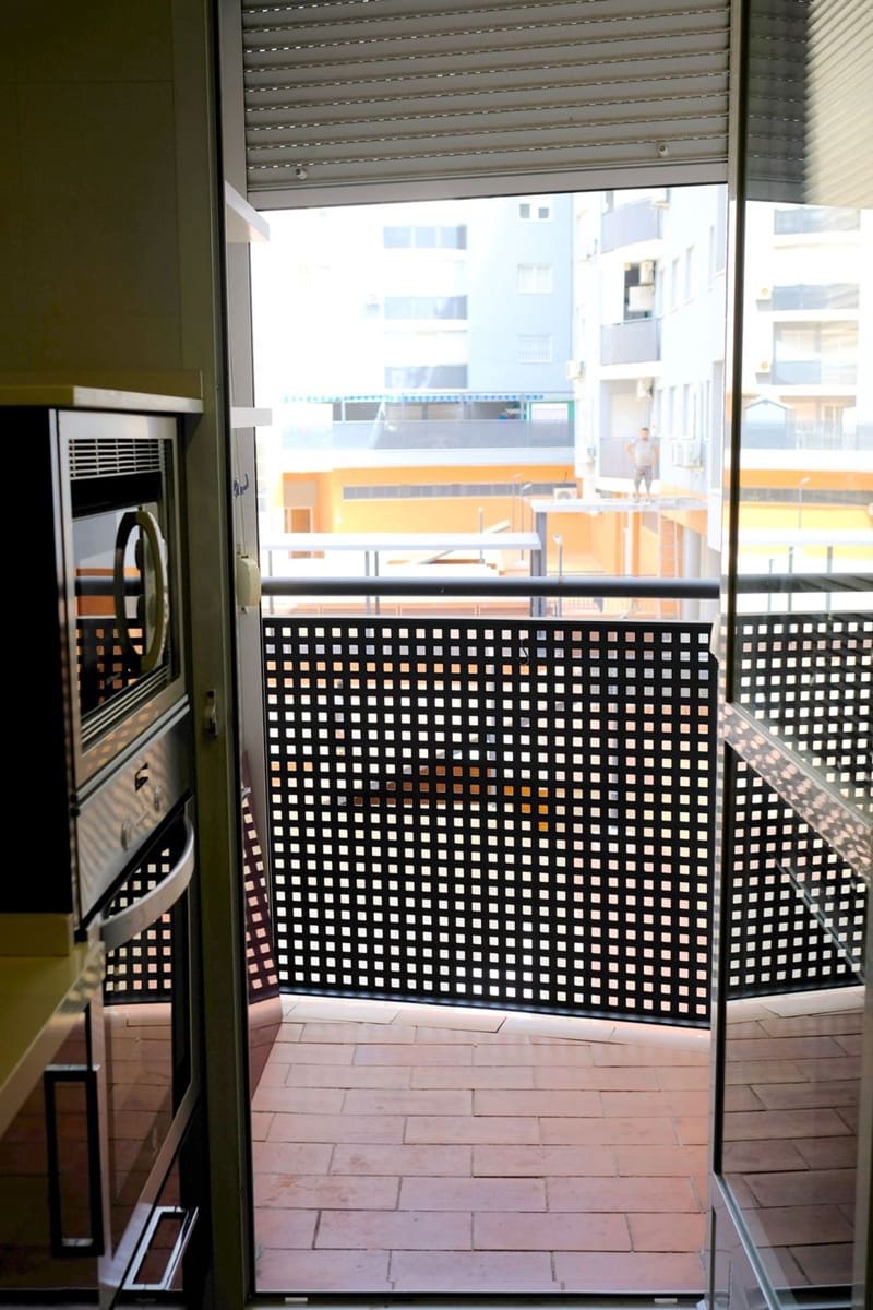 2 soverom Leilighet til salgs i Sevilla by med garasje - € 229 500 (Ref: 10078947)