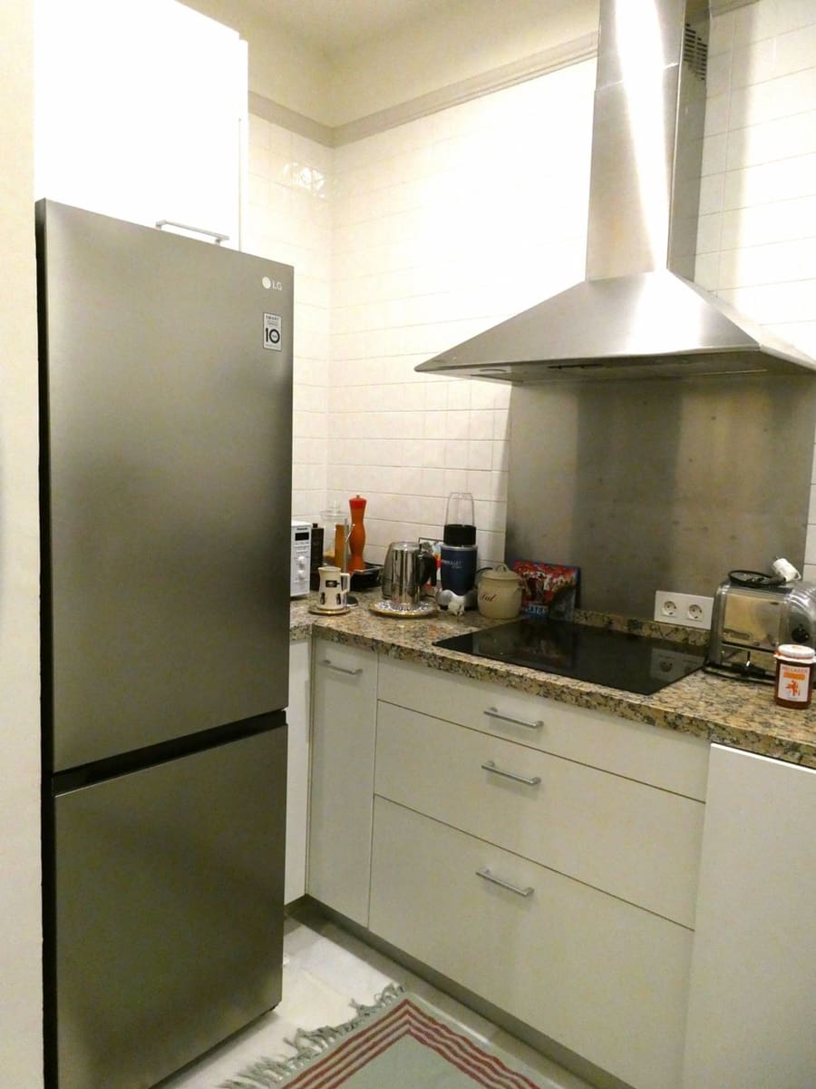 2 Zimmer Apartment zu verkaufen in Sevilla Stadt mit Pool Garage - 400.000 € (Ref: 10078948)