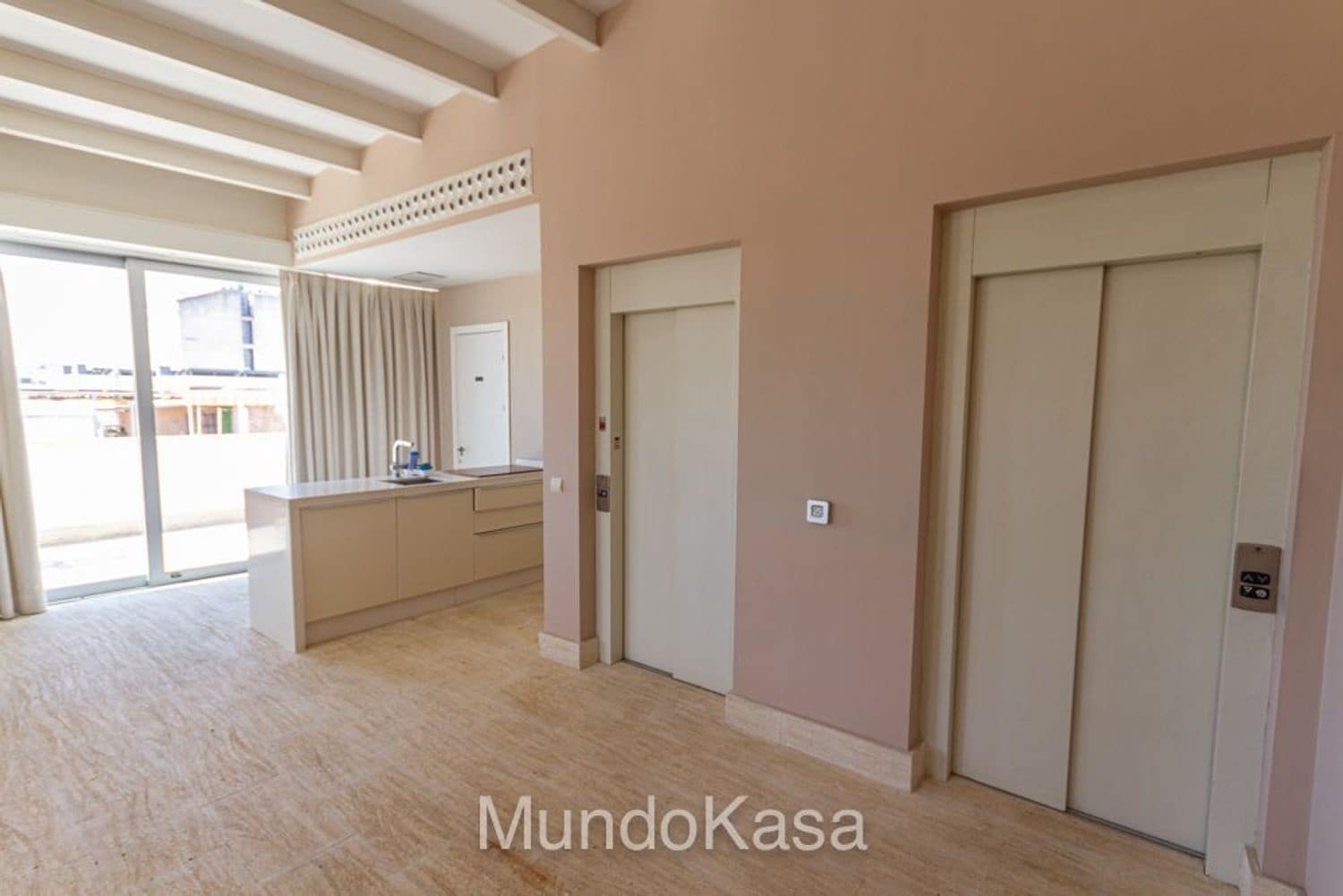2 Zimmer Apartment zu verkaufen in Sevilla Stadt mit Pool Garage - 400.000 € (Ref: 10078948)