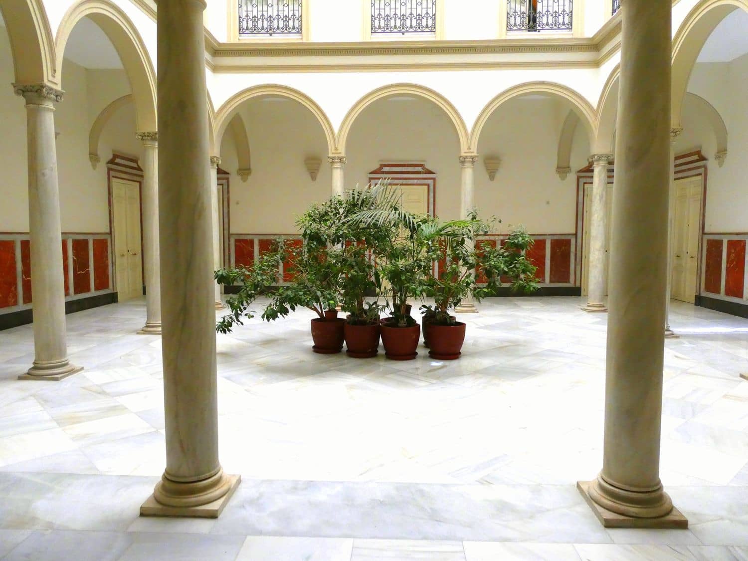 2 Zimmer Apartment zu verkaufen in Sevilla Stadt mit Pool Garage - 400.000 € (Ref: 10078948)