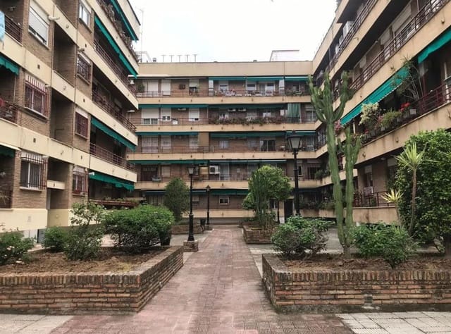 3 soverom Leilighet til salgs i Nervión, Sevilla by med garasje - € 280 000 (Ref: 10106600)