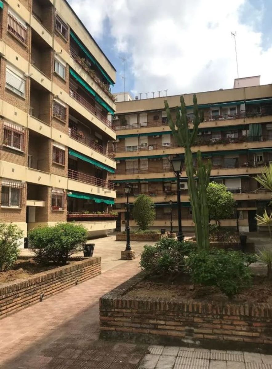 3 soverom Leilighet til salgs i Sevilla by med garasje - € 280 000 (Ref: 10106600)