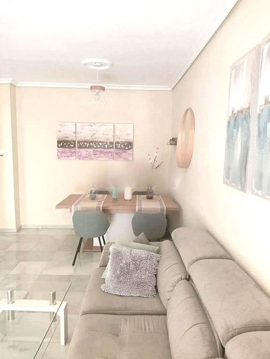 1 sovrum Lägenhet till salu i Sevilla stad med garage - 389 900 € (Ref: 10127612)