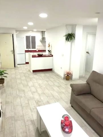 3 bedroom Apartment for sale in Triana Oeste, Seville city with garage - € 299,999 (Ref: 10135564)