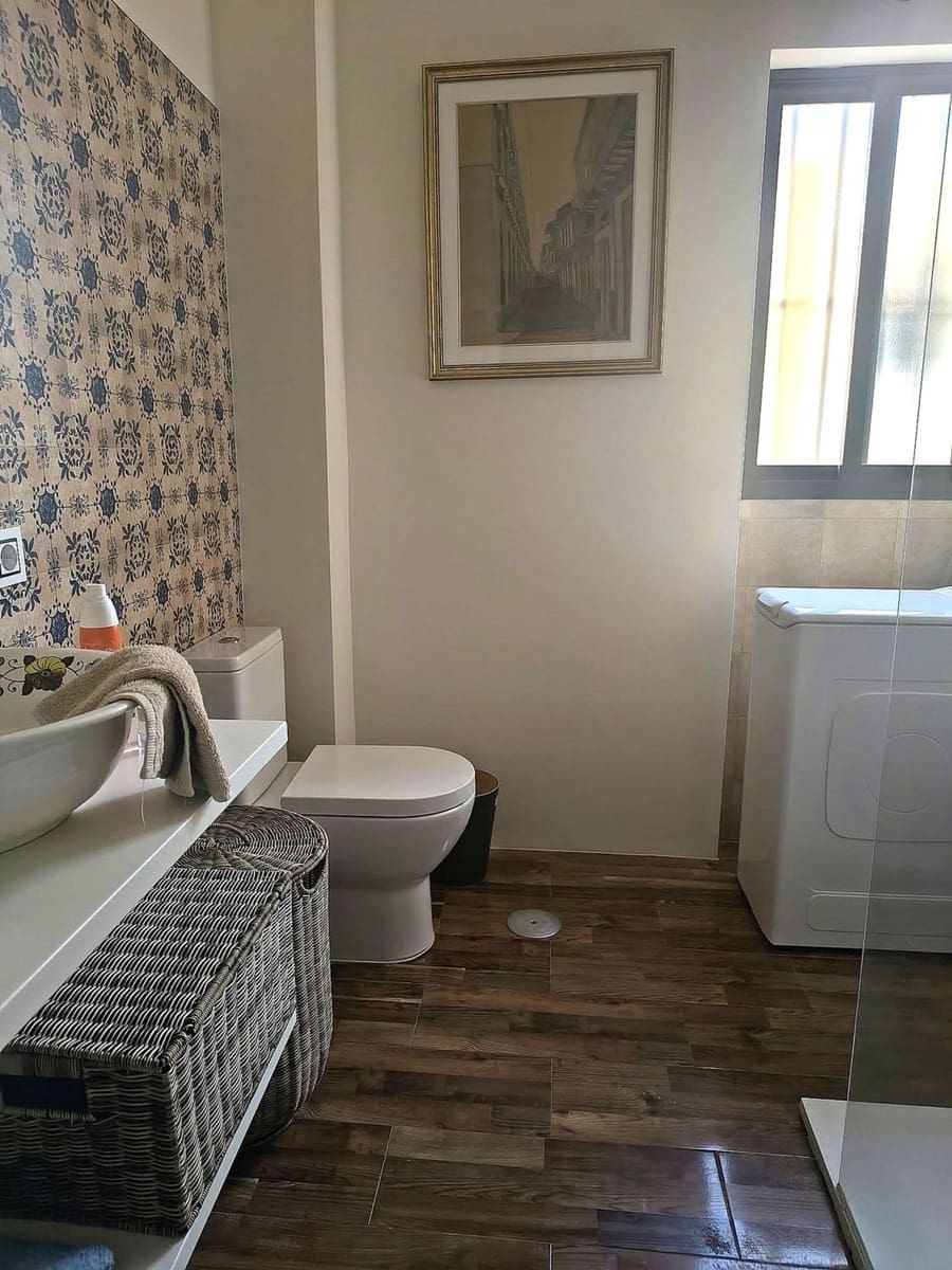 Apartamento de 1 habitación en Sevilla ciudad en venta con garaje - 900.000 € (Ref: 10158927)