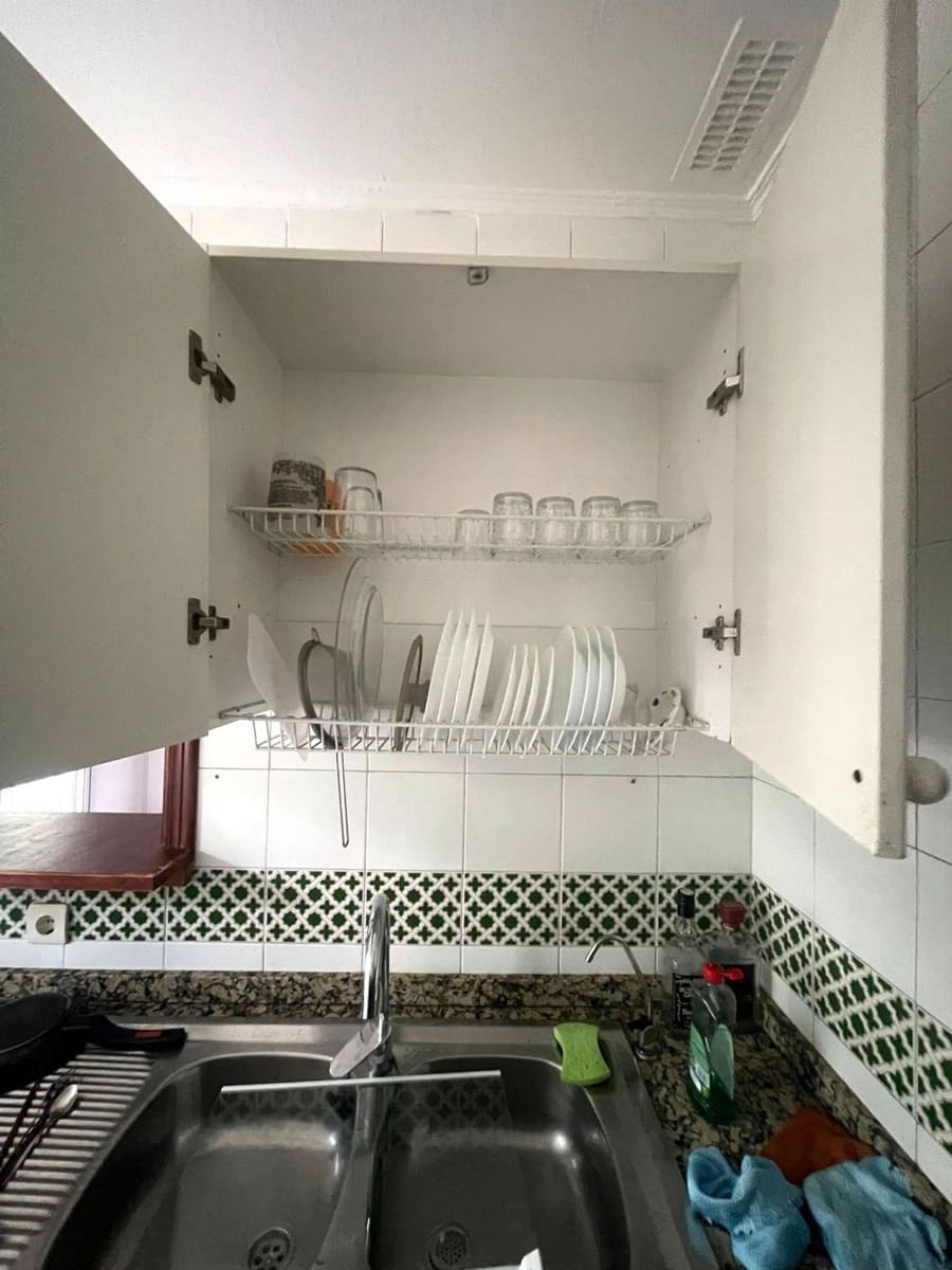 3 soverom Leilighet til salgs i Sevilla by med svømmebasseng garasje - € 125 000 (Ref: 10171051)