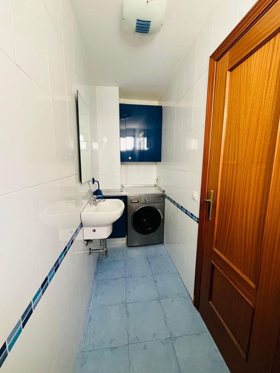 3 soverom Leilighet til salgs i Sevilla by med garasje - € 395 000 (Ref: 9412422)