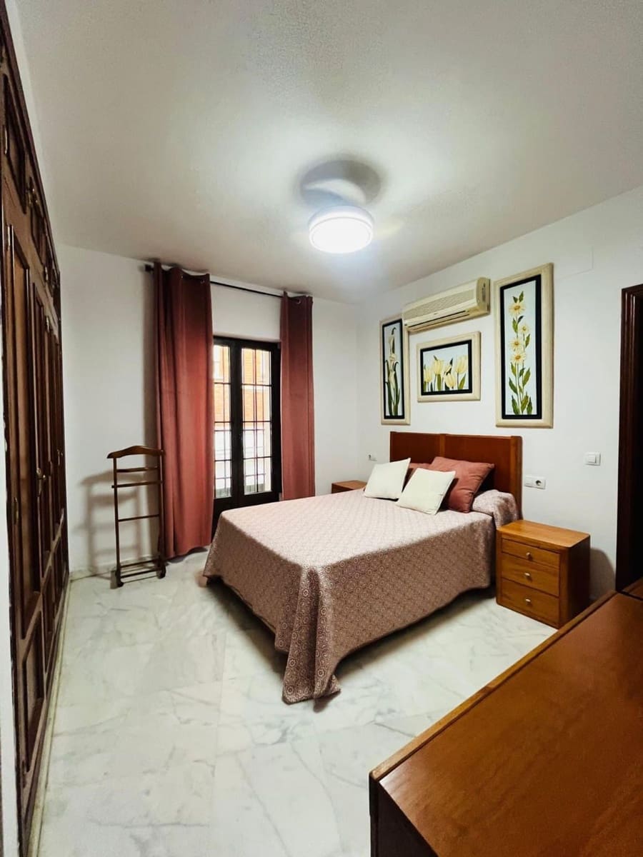 3 soverom Leilighet til salgs i Sevilla by med garasje - € 395 000 (Ref: 9412422)