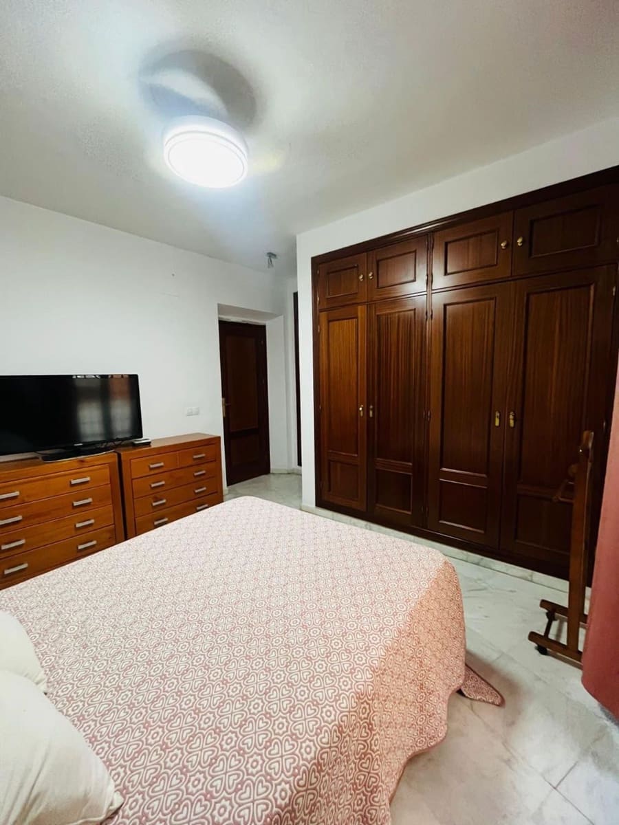 3 soverom Leilighet til salgs i Sevilla by med garasje - € 395 000 (Ref: 9412422)