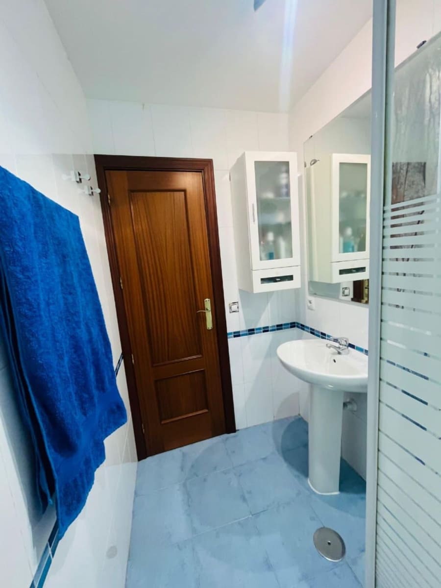 3 soverom Leilighet til salgs i Sevilla by med garasje - € 395 000 (Ref: 9412422)