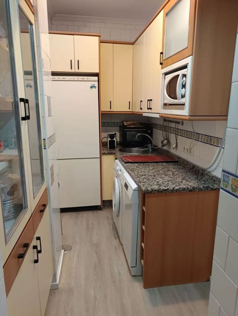 1 sovrum Lägenhet till salu i Sevilla stad med garage - 225 000 € (Ref: 9412423)