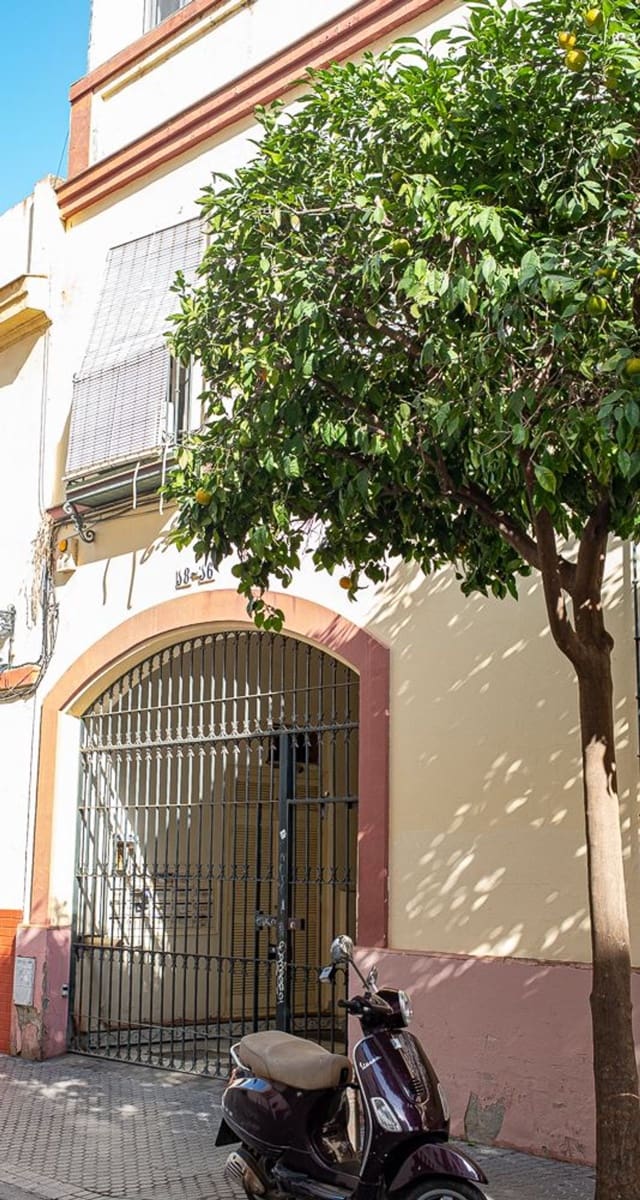 Appartement à vendre à Seville ville avec garage - 190 000 € (Ref: 9412427)