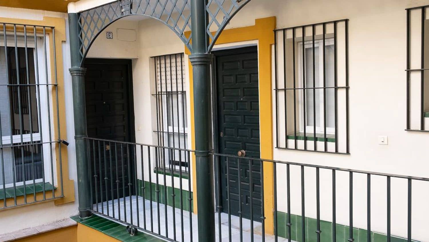 Appartement à vendre à Seville ville avec garage - 190 000 € (Ref: 9412427)