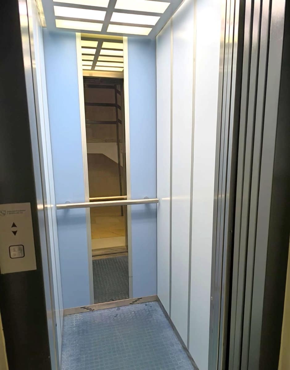 3 soveværelse Lejlighed til salg i Sevilla by med garage - € 200.000 (Ref: 9413728)